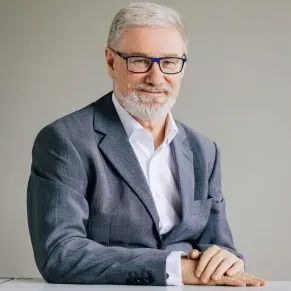 Prof. Lars-Hendrik Röller