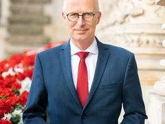 Dr. Peter Tschentscher