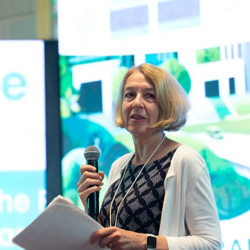 Dr. Elke Siehl
