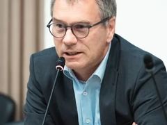 Dr. Udo Riese