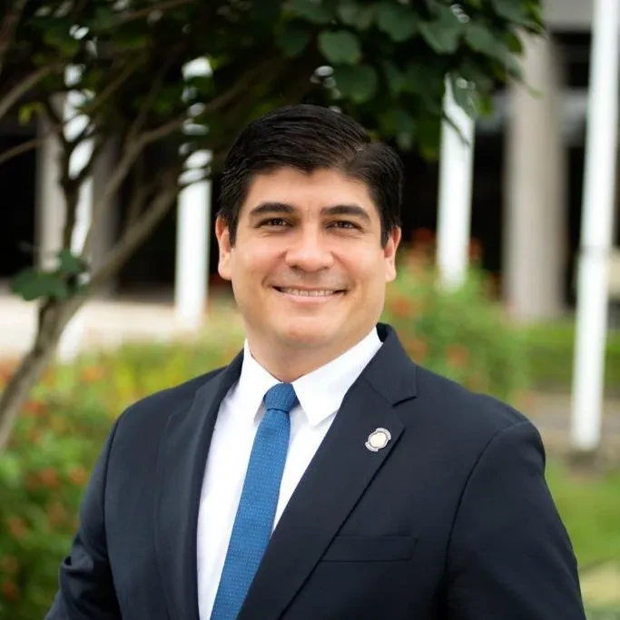Carlos Alvarado